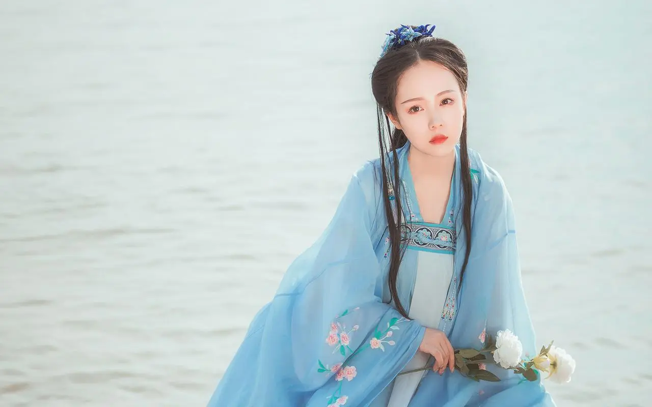 今天给大家安利一家武侯区SPA水疗休闲会所,美女技师带你享受无与伦比